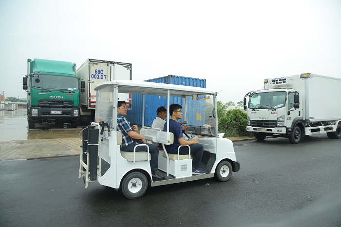 Description: http://isuzu-vietnam.com/xetai/public/uploads/Post/IVC-QA%201910/Tour.JPG